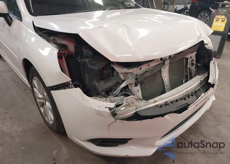 2017 Subaru Legacy 2.5I Premium из США, поврежденный, VIN 4S3BNAD65H3040051